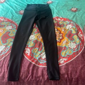 GUC Alo ultra high waste airlift leggings